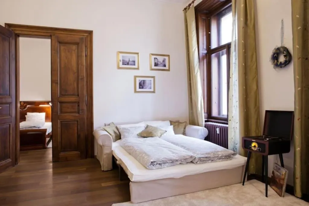 Rhythm And Style In Prague City Center Andel Appartement