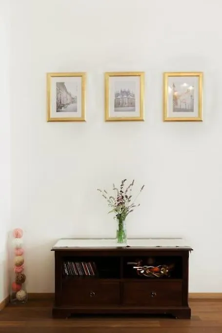 Rhythm And Style In Prague City Center Andel Appartement
